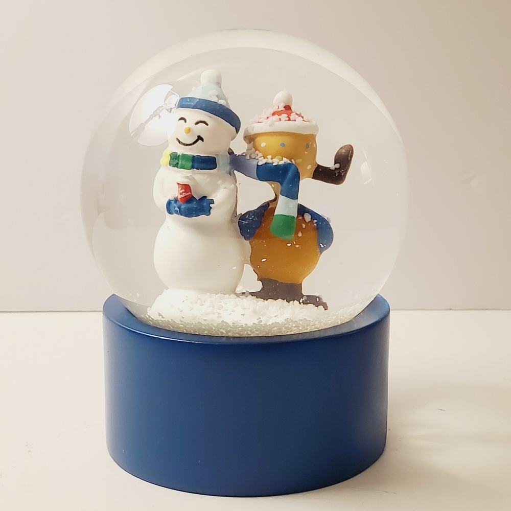2023 Tim Hortons Christmas Snow Globe